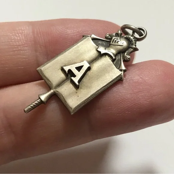 Vintage silver metal school lavaliere style pendant knight helmet letter A - Picture 5 of 9